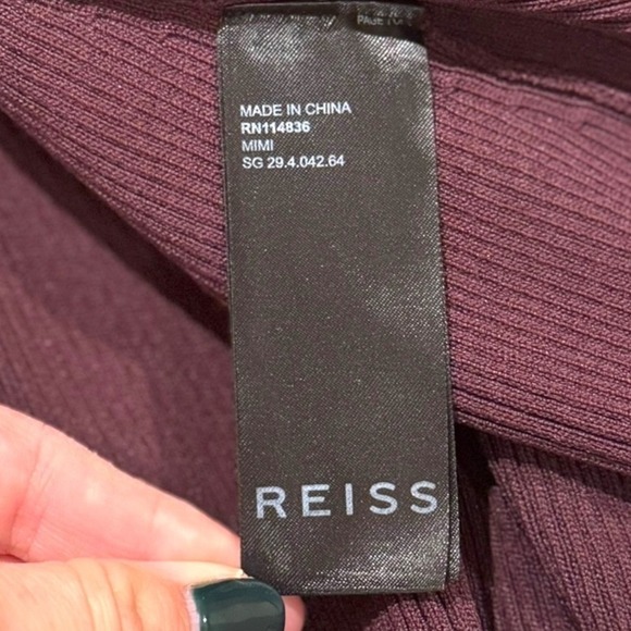 Reiss Mimi Ribbed Berry Knit Turtleneck Dress Small Fluted Hem Chic Minimalist - Picture 9 of 9